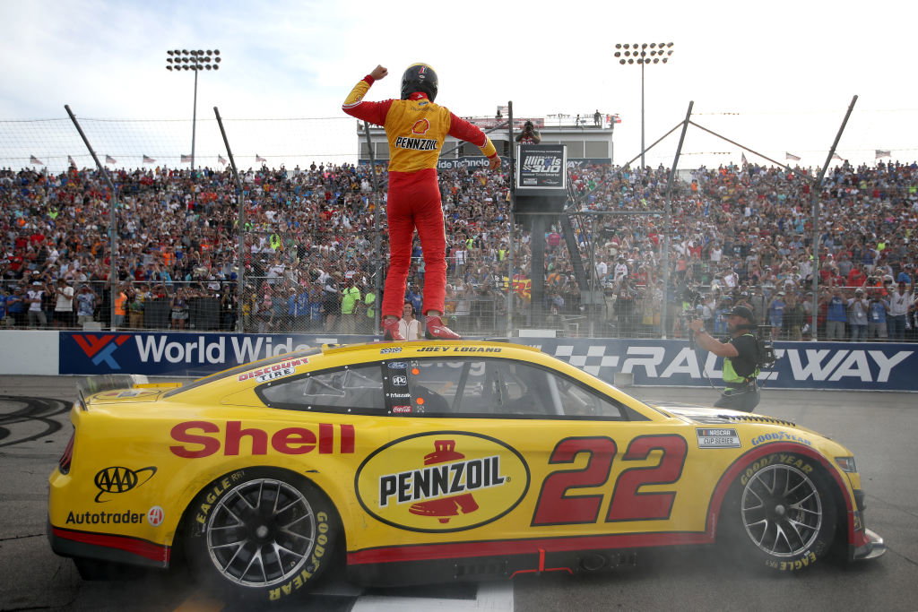 NASCAR Cup: Larson Bertekad Kembali Ke Jalur Kemenangan